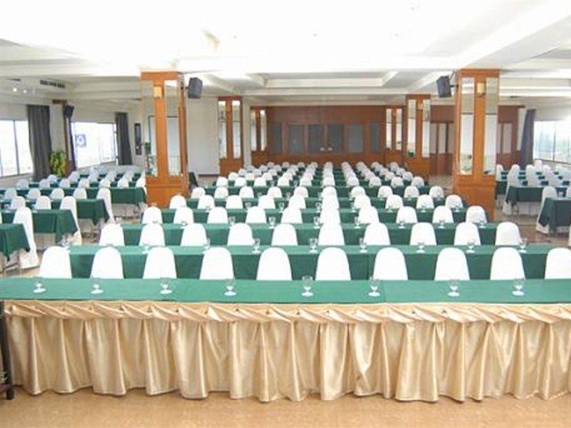 Chakungrao Riverview Hotel Kamphaeng Phet Exterior photo