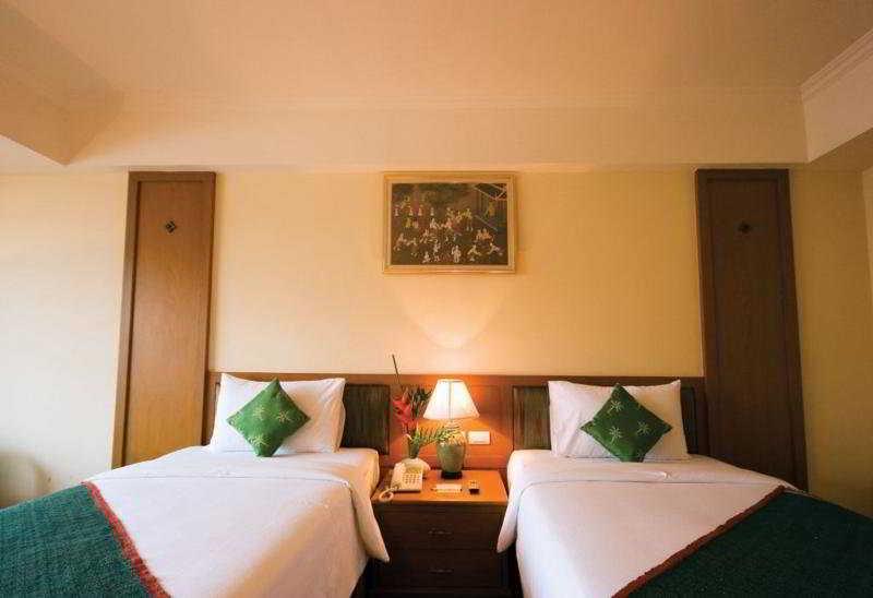 Chakungrao Riverview Hotel Kamphaeng Phet Exterior photo